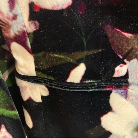 CALVIN KLEIN Sz 8 Casual or  Career Velvet Lined Single Button Floral Blazer - Picture 3 of 13